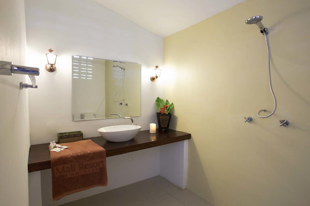 Mali Resort Pattaya Beach Lipe-sziget Kültér fotó